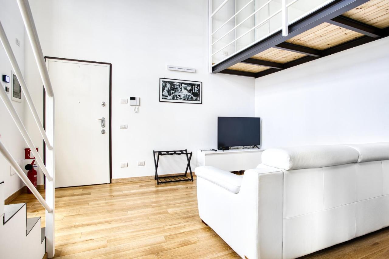 Joivy Charismatic 1-Bed Flat With Parking Lejlighed Milano Eksteriør billede